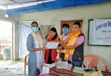 लालबन्दीमा व्युटिसियन तालिमका सहभागिलाई प्रमाण—पत्र वितरण