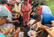 समाजसेवी आचार्यद्वार एकल महिलाको घर निर्माणमा सहयोग