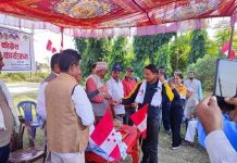 लालबन्दी ४ काे वडा अधिवेशन उद्घाटन,कांग्रेस केन्द्रीय सदस्य श्रेष्ठले गरे ६५ जनालाई पार्टीमा स्वागत