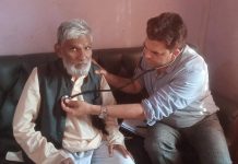 डाक्टर राजेश कुमार साहले गरे,शिविर मार्फत सर्लाहीका गरिब तथा विपन्न वर्गको उपचार