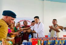 जेष्ठ नागरिकसंग मेयर कार्यक्रमबाट लाभ लिदै, ईश्वरपुरका बृद्धवृद्धा