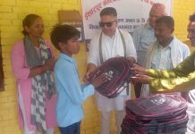 नेविसंघ स्थापना दिवसमा मेयर आचार्यले गरे; स्कुल ब्याग वितरण