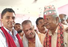 नेकपा एकिकृत समाजवादीका केन्द्रीय सदस्य डिल्ली उप्रेती उल्लेख्य नेता कार्यकर्तासहित एमालेमा प्रवेश