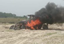 वशिष्ठ एण्ड भण्डारी कन्स्ट्रक्सनकाे जेसिबीमा आगलागी