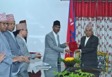 राष्ट्रपति समक्ष थारु र मुस्लिम आयोगले गरे, प्रतिवेदन पेश