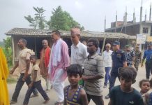 बाढी र डुवान प्रभावित क्षेत्रकाे पूर्व रक्षामन्त्री सहितको टोलीले गर्याे निरीक्षण