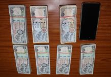 स्रोत नखुलेको रकमसहित एकजना पक्राउ