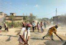 जनमत पार्टीले गर्याे; बलरामा सडक सफाई