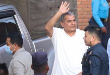 पक्राउ परे,मेडिकल व्यवसायी दुर्गा प्रसाईं