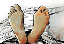 लालबन्दीका एक वृद्धको रुखबाट लडेर मृत्यु