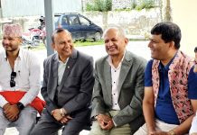 शंकर पोखरेलको झलनाथलाई प्रश्न, ‘आफै जबजलाई सिद्दान्त भनेर पारित गराउने अहिले औचित्य सकियो भन्ने ?’