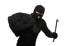 ईश्वरपुरमा लघुवित्तका कर्मचारीबाट दुई लाख बढी रकम लुटियो