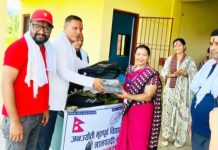 एसएलसी ब्याच २०४९ ले गर्याे ; शैक्षिक सामग्री वितरण