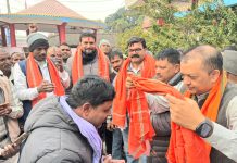 गगनलाई सघाउन सांसद उम्मेवारसहित गोडैताका चार वडाध्यक्ष कांग्रेसमा प्रवेश